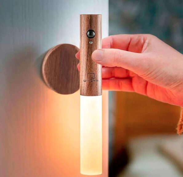 Lampe Murale LED en Bois Vintage – Détecteur de Mouvement et Rechargeable USB