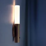 Lampe Murale LED en Bois Vintage – Détecteur de Mouvement et Rechargeable USB